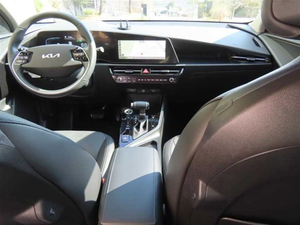 KIA Niro 2024 Negro - Importación desde Corea - HF Imports Iquique - Foto 15