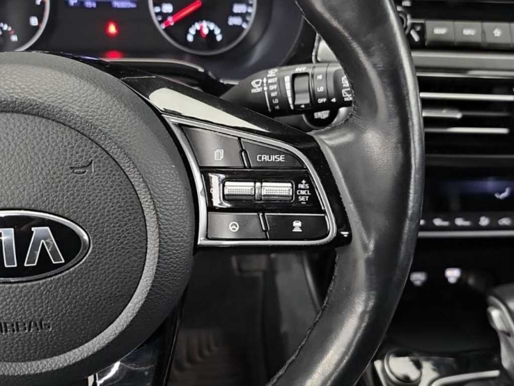 KIA Seltos - Vista 8