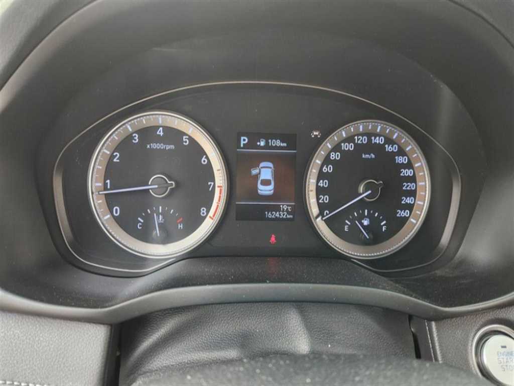 HYUNDAI Grandeur - Vista 9