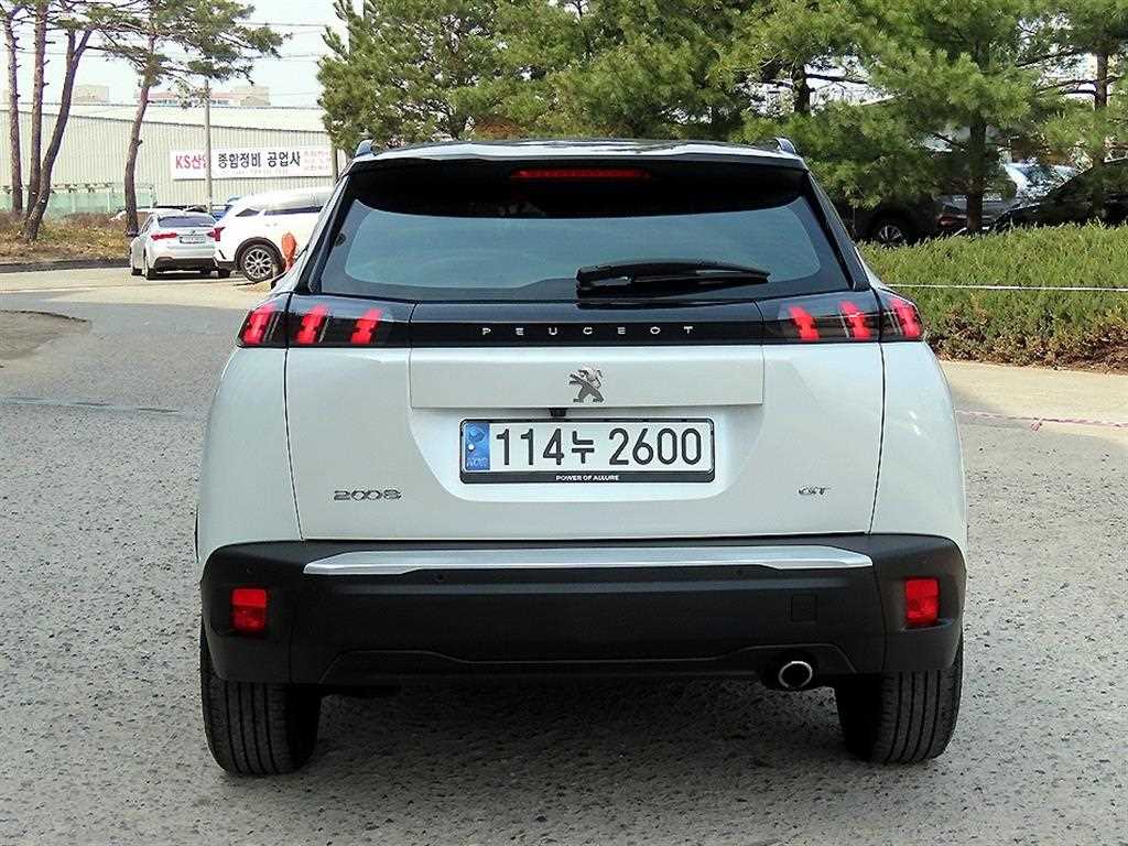 Peugeot 2008 - Vista 4