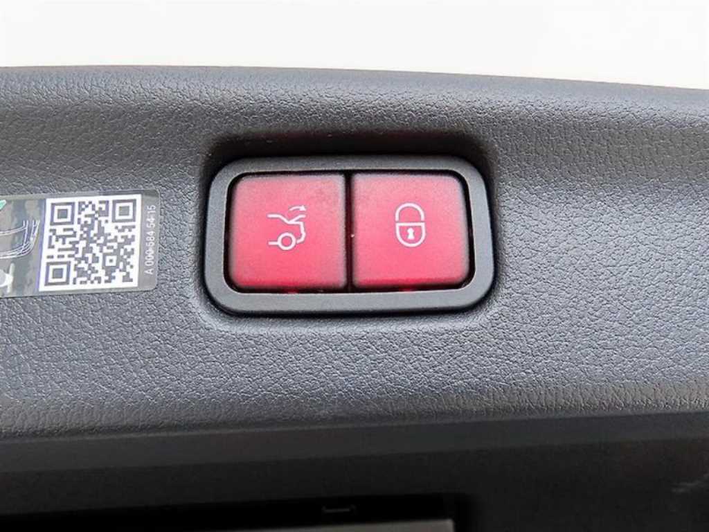 Mercedes Benz C Class 2024 Blanco - Importación desde Corea - HF Imports Iquique - Foto 17