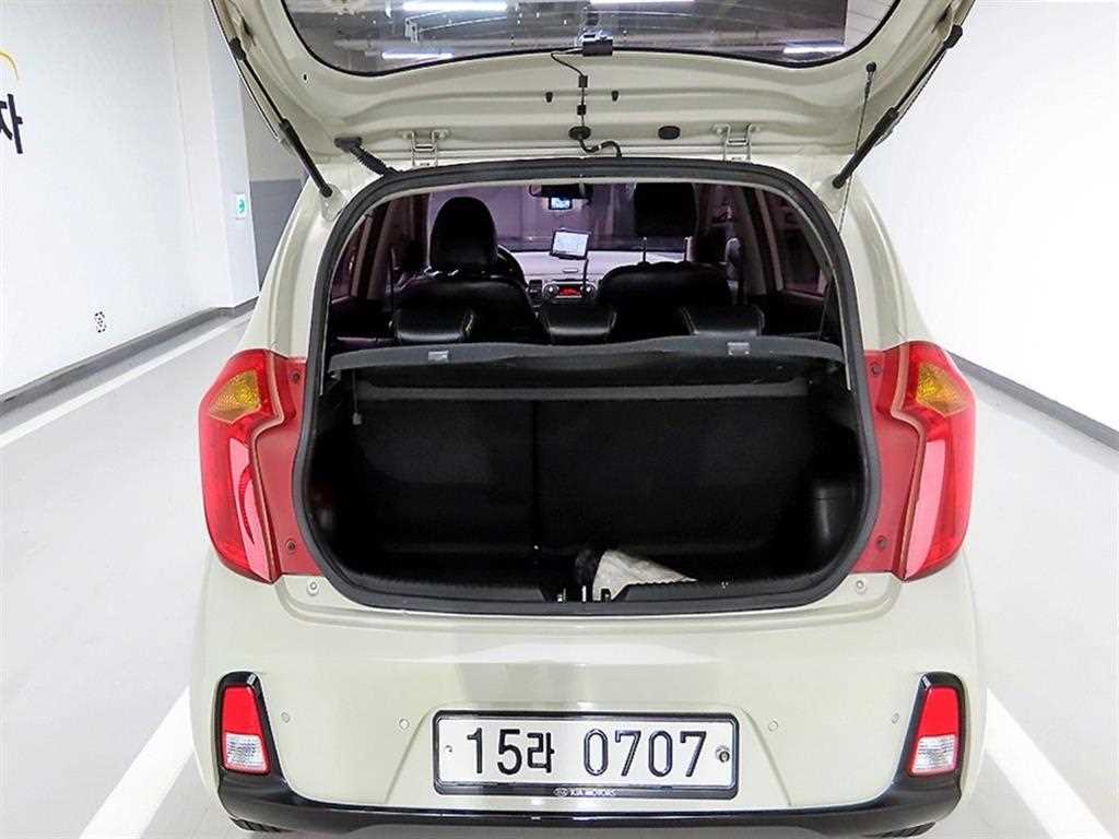 KIA Morning - Vista 5