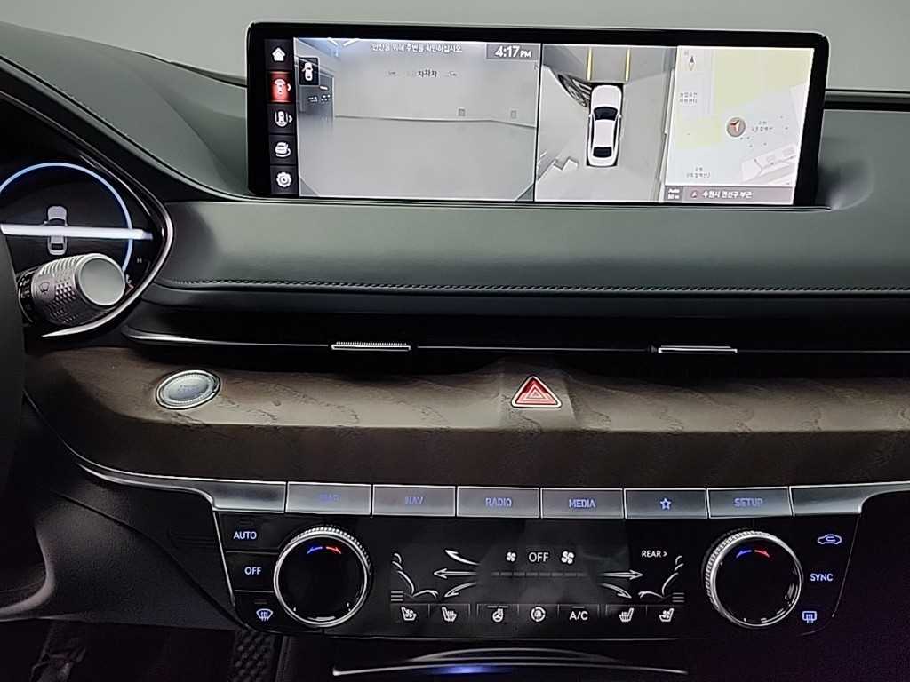 Genesis G80 - Vista 10