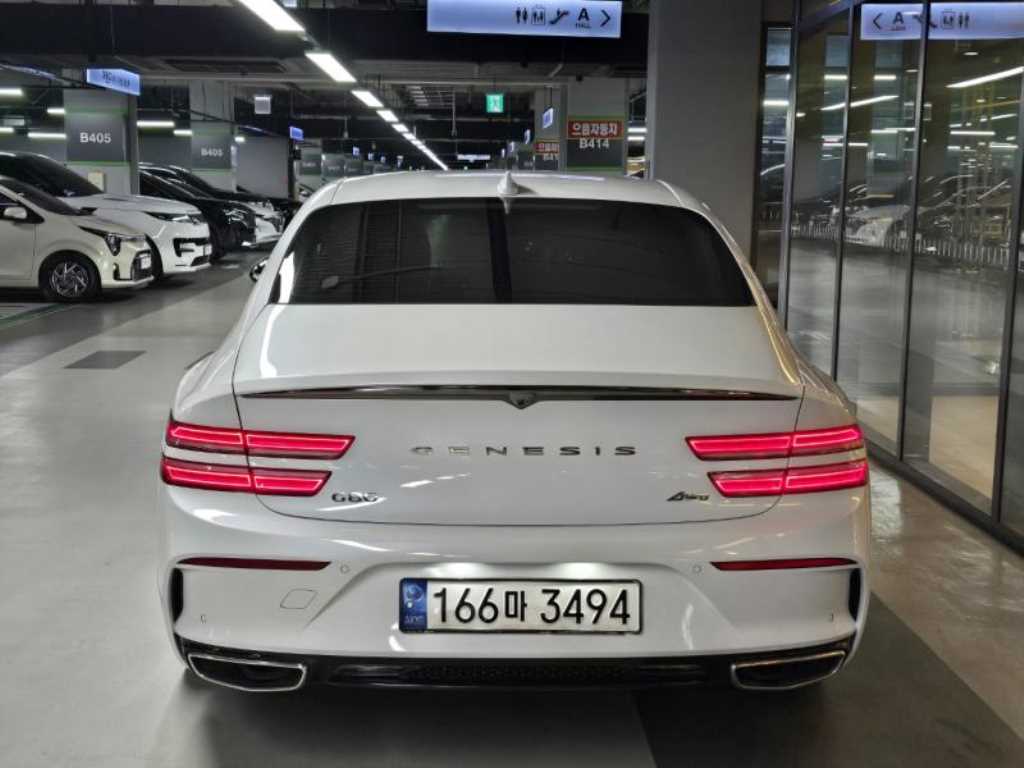 Genesis G80 - Vista 5