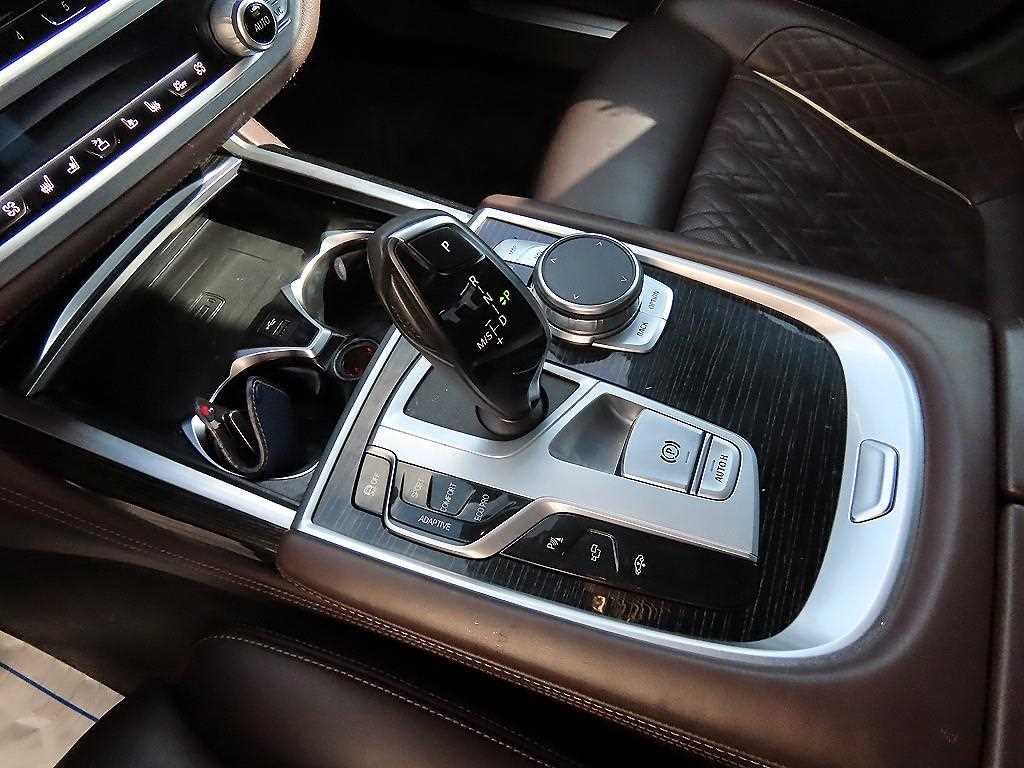BMW 7 Series - Vista 11