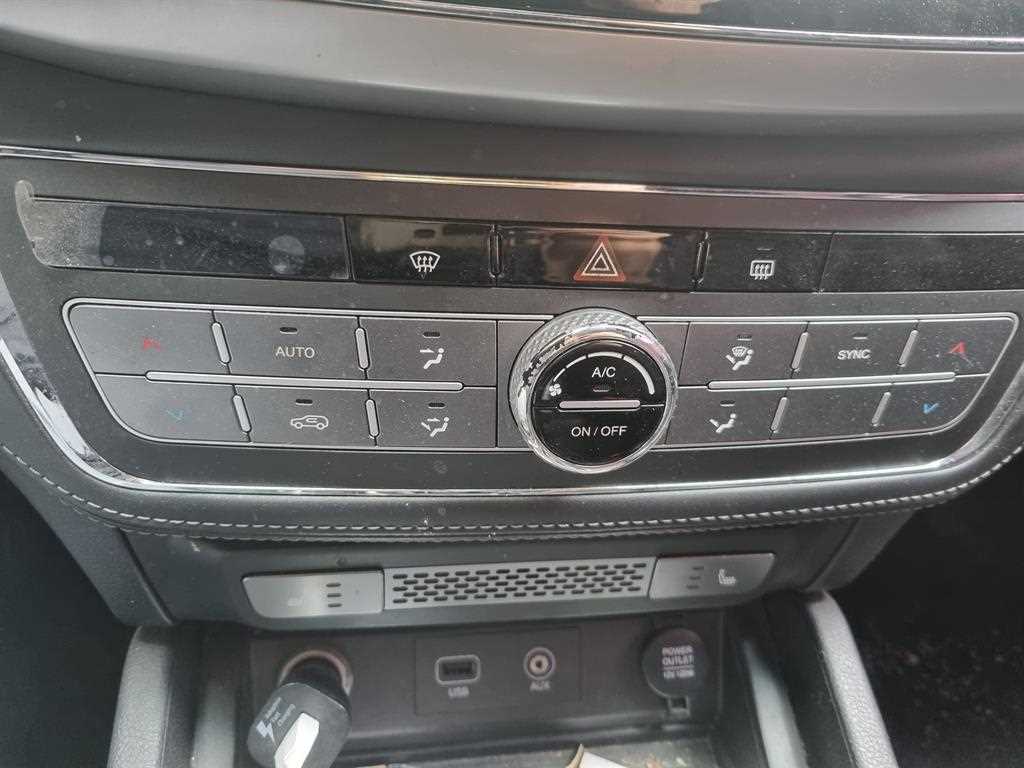 Ssangyong Rexton 2018 Gris - Importación desde Corea - HF Imports Iquique - Foto 16