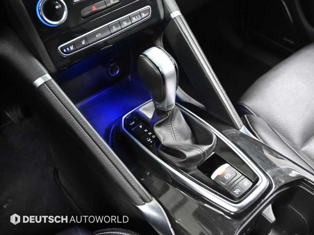 SAMSUNG QM6 - Vista 9