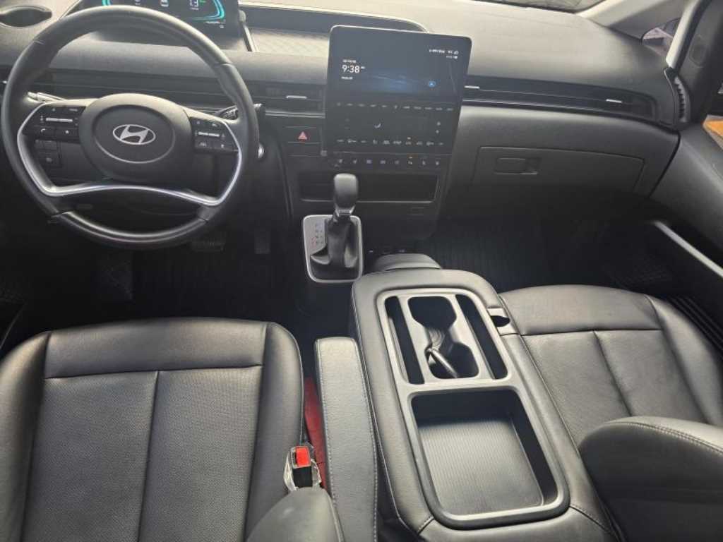 HYUNDAI Staria - Vista 7