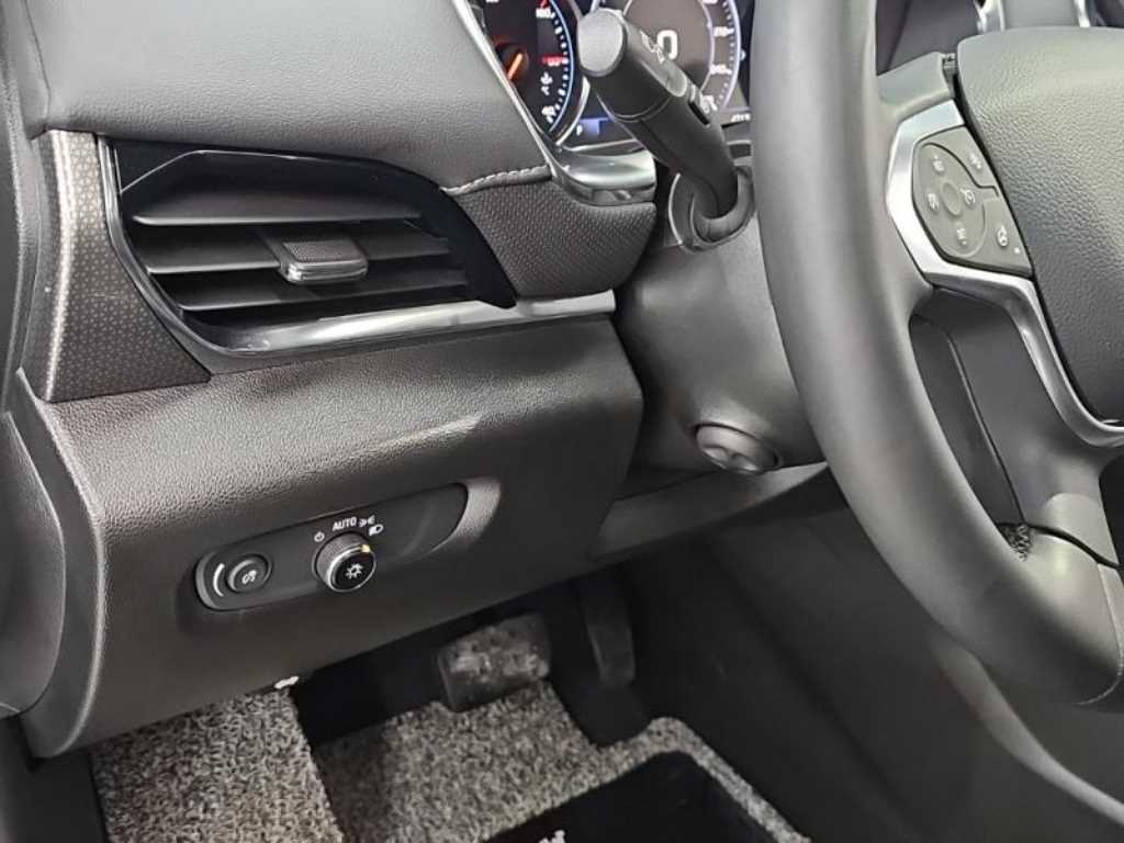 Chevrolet Travers 2023 Negro - Importación desde Corea - HF Imports Iquique - Foto 13