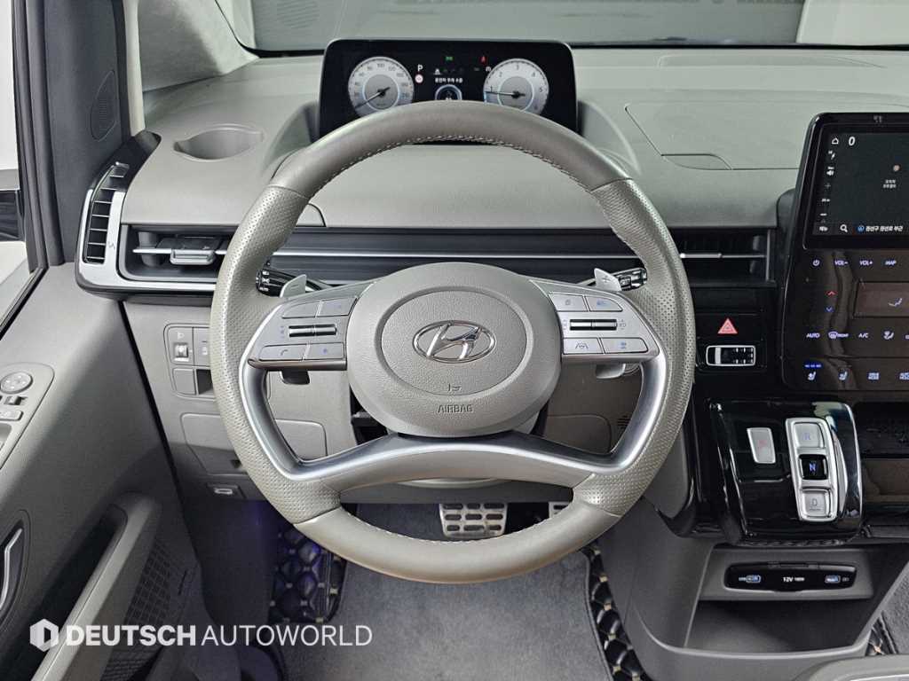 HYUNDAI Staria 2023 Gris - Importación desde Corea - HF Imports Iquique - Foto 13