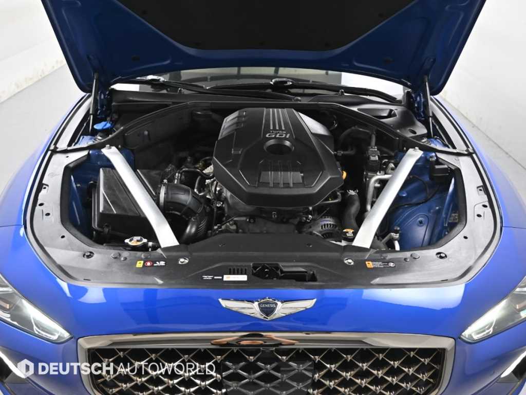 Genesis G70 - Vista 6