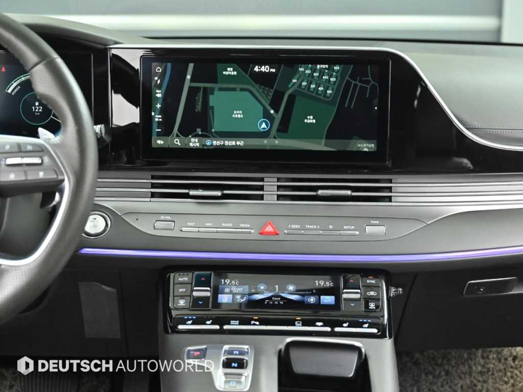 HYUNDAI Grandeur - Vista 11