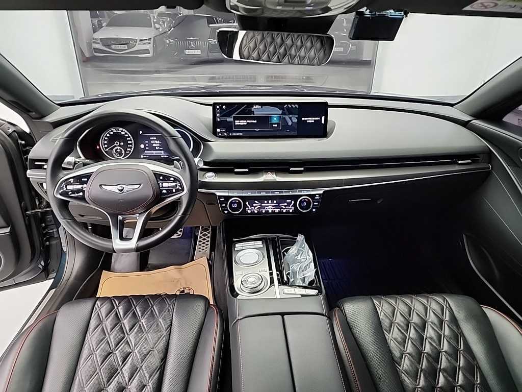 Genesis G80 - Vista 7