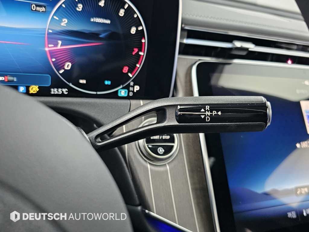 Mercedes Benz E class - Vista 9