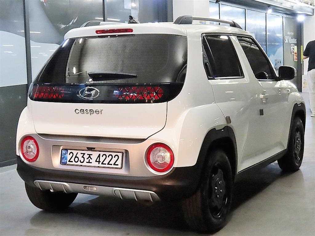 HYUNDAI Casper - Vista 4
