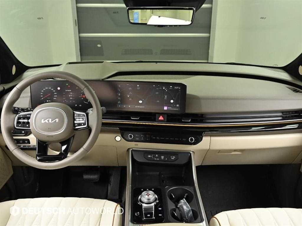 KIA Carnival - Vista 7