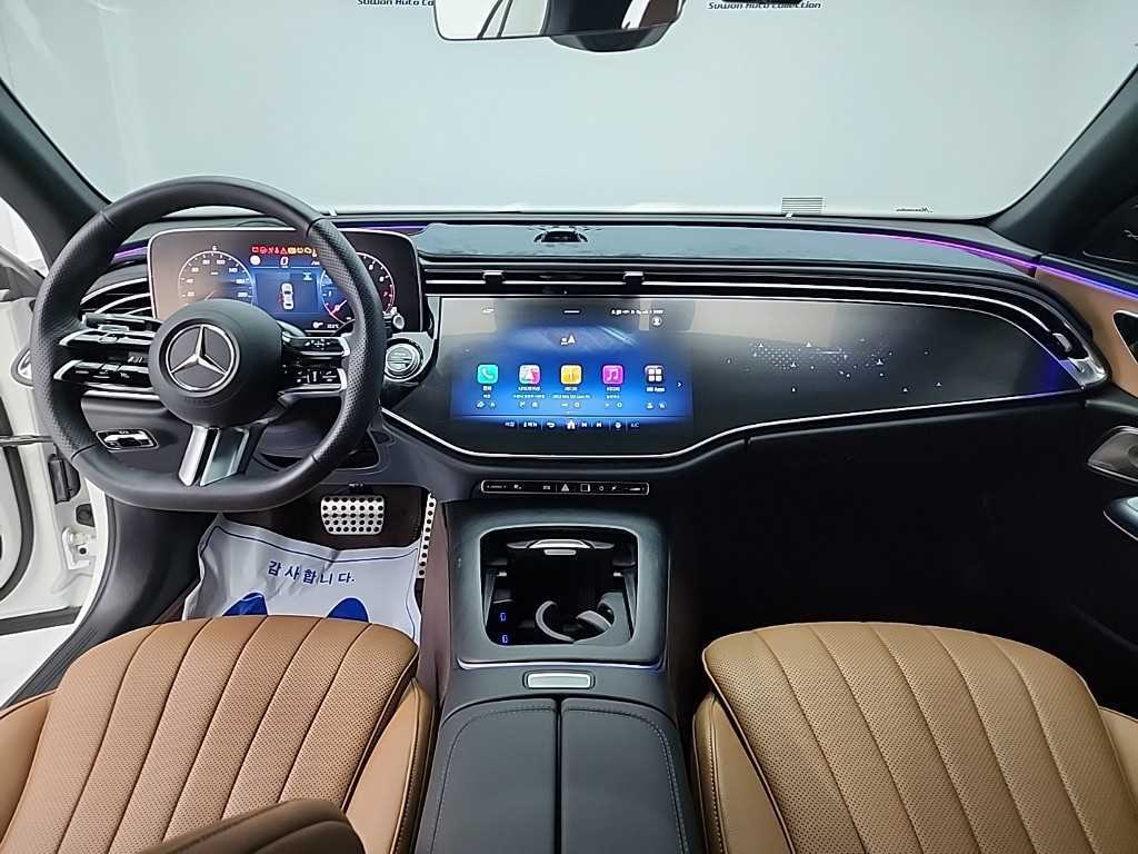 Mercedes Benz E class - Vista 7