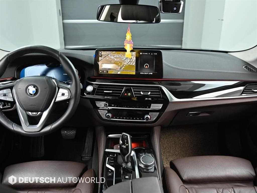 BMW 5 Series - Vista 7