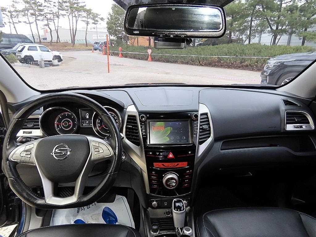 Ssangyong Tivoli - Vista 7