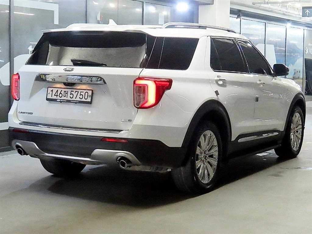 Ford Explorer - Vista 4