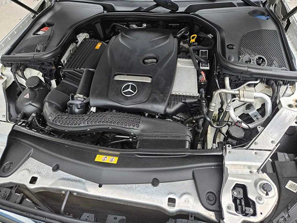 Mercedes Benz E class 2018 Blanco - Importación desde Corea - HF Imports Iquique - Foto 18