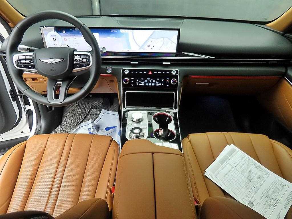 Genesis GV80 - Vista 7