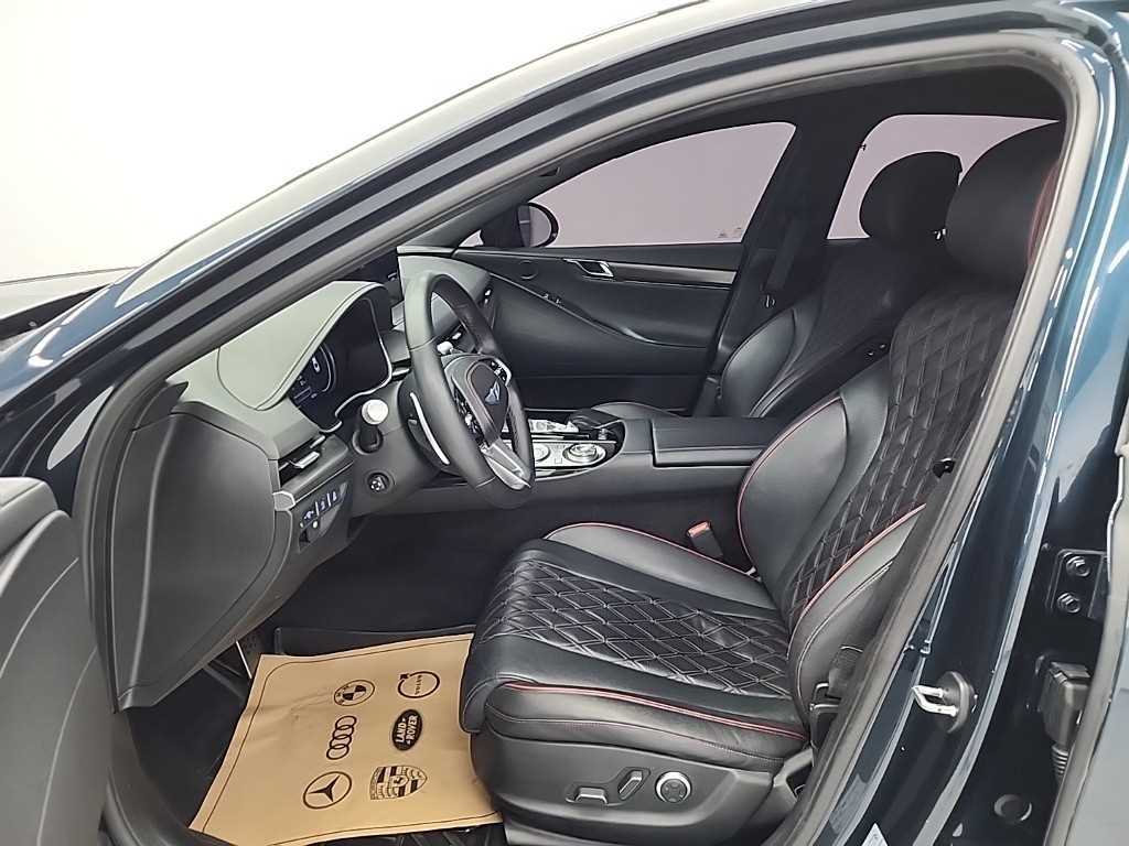 Genesis G80 - Vista 11