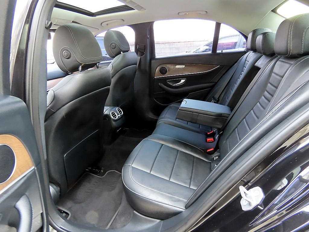 Mercedes Benz E class - Vista 6