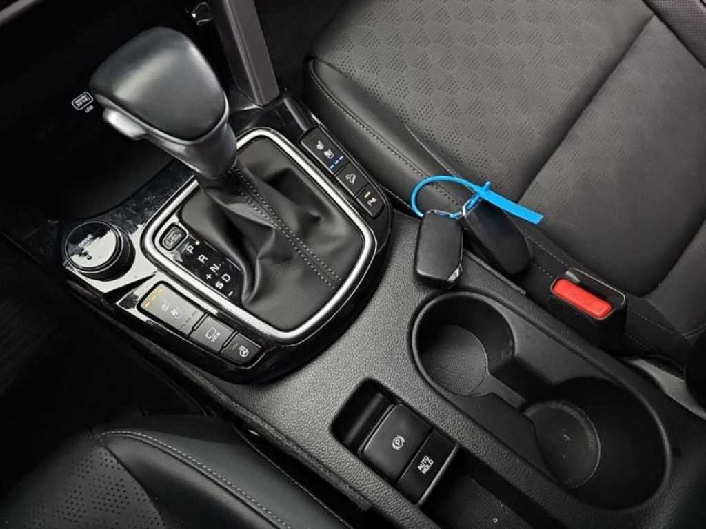 KIA Seltos - Vista 11