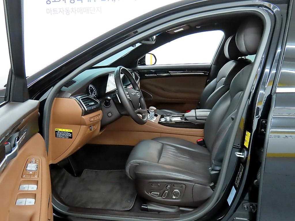 Genesis G90 - Vista 5