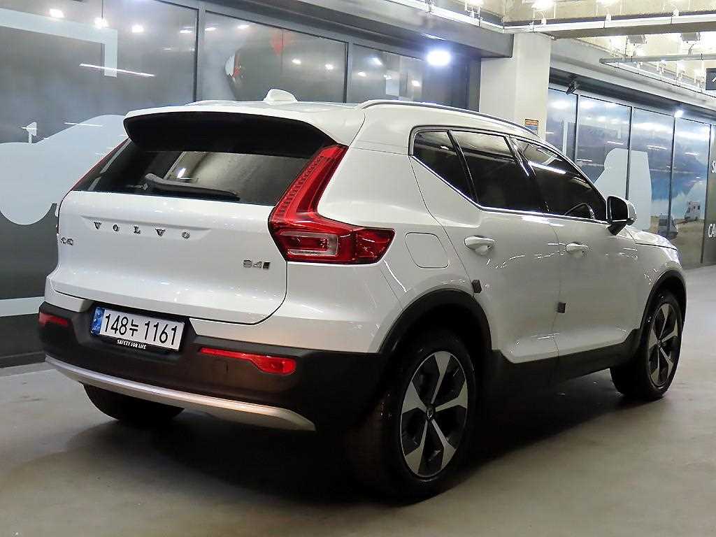 Volvo XC40 - Vista 4