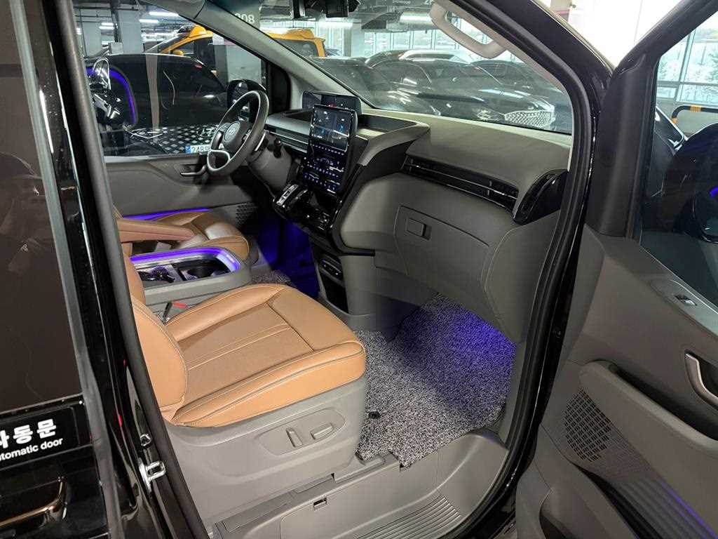 HYUNDAI Staria 2025 Negro - Importación desde Corea - HF Imports Iquique - Foto 14