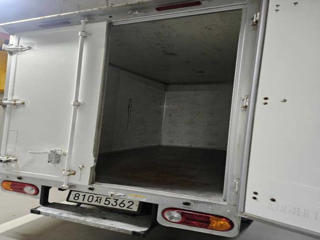 Small Truck tower_built-in tower - Vista 12
