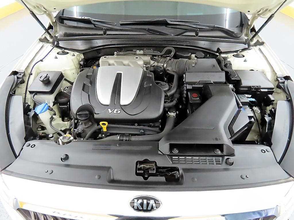 KIA K7 2017 Blanco - Importación desde Corea - HF Imports Iquique - Foto 18