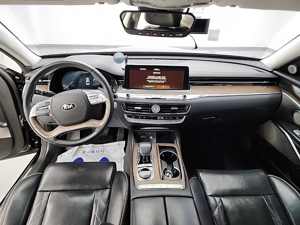 KIA K9 - Vista 7