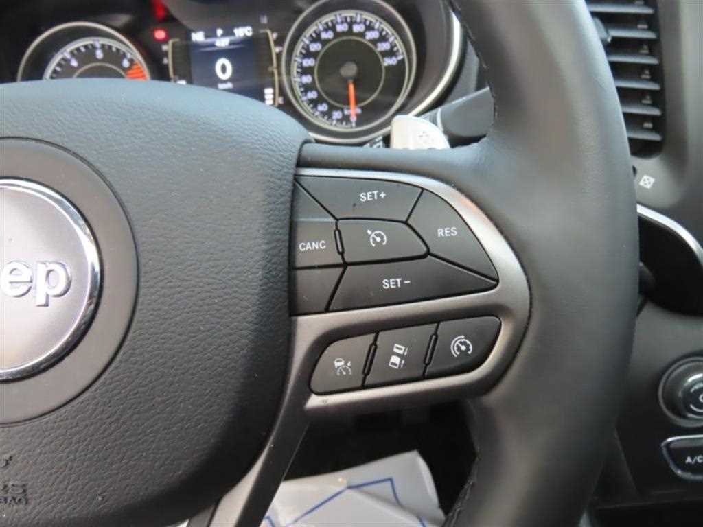 Jeep Cherokee - Vista 11