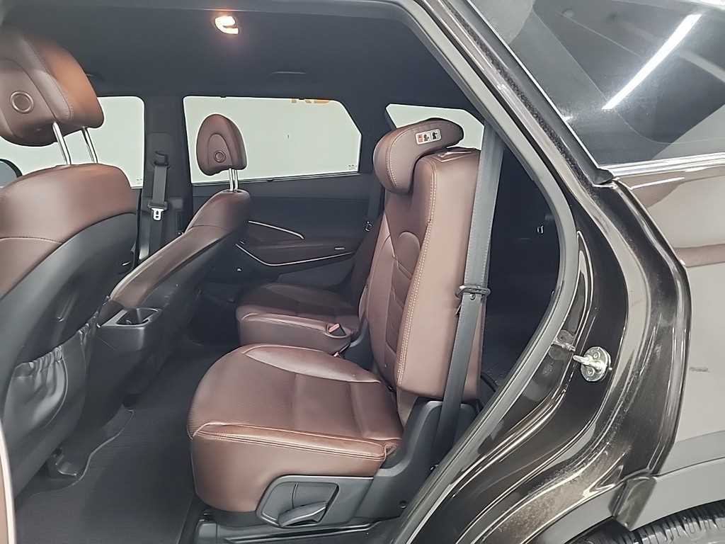 HYUNDAI Maxcruz - Vista 12