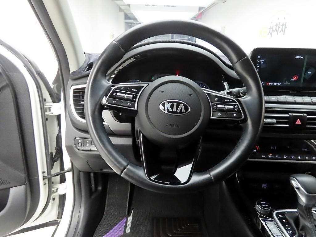 KIA Seltos - Vista 7