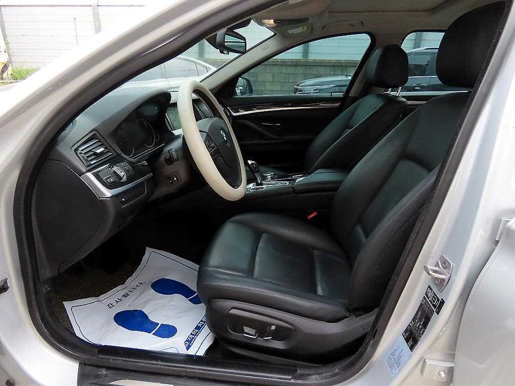 BMW 5 Series - Vista 5