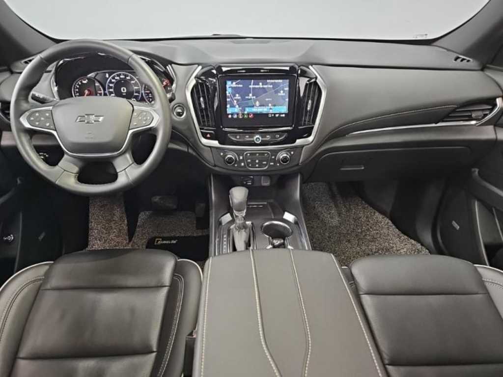 Chevrolet Travers - Vista 5