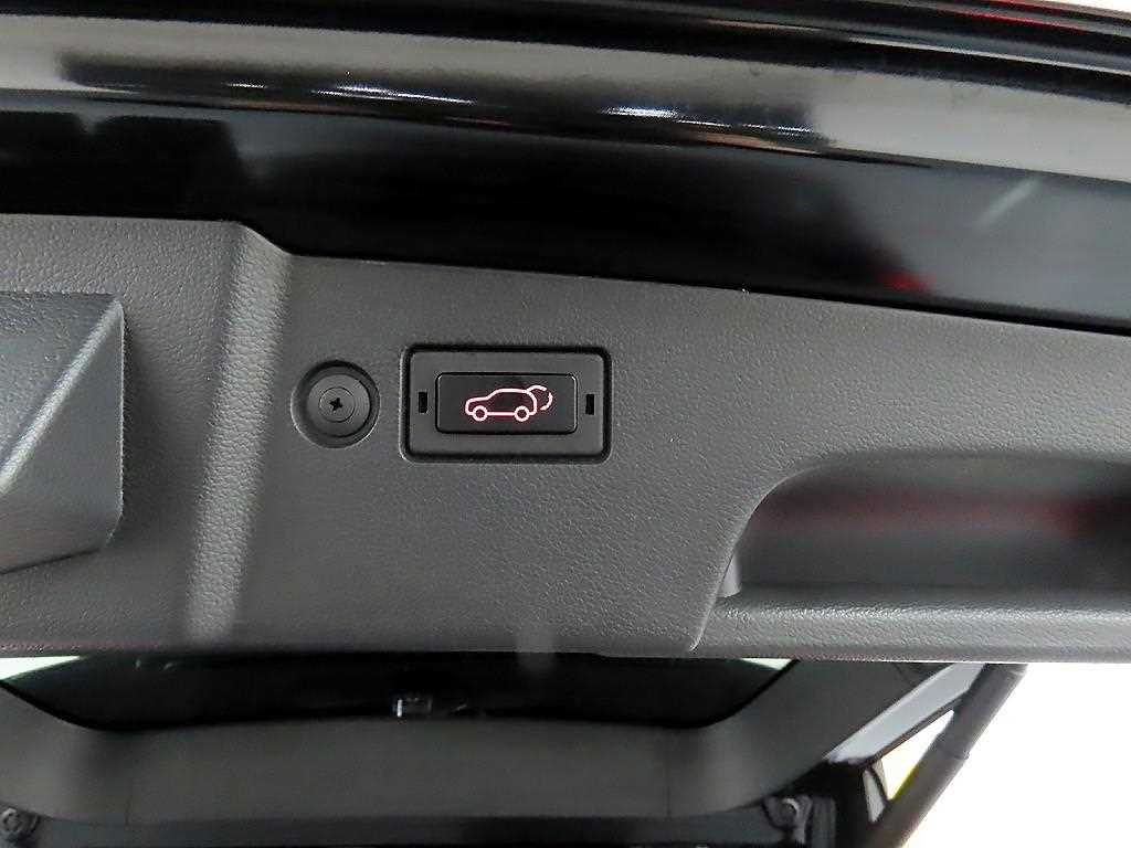 Ssangyong Torres 2024 Negro - Importación desde Corea - HF Imports Iquique - Foto 18