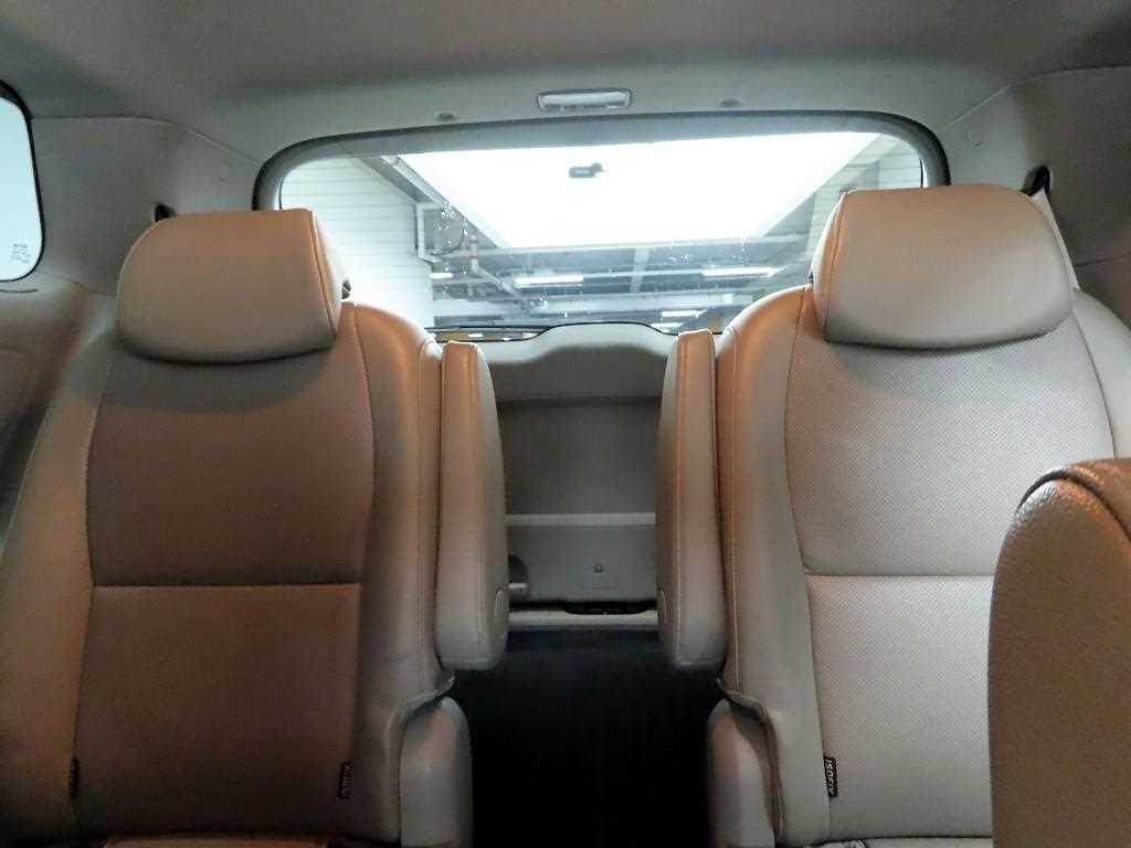 KIA Carnival 2016 Gris - Importación desde Corea - HF Imports Iquique - Foto 15