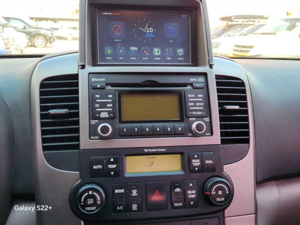 KIA Carnival - Vista 6