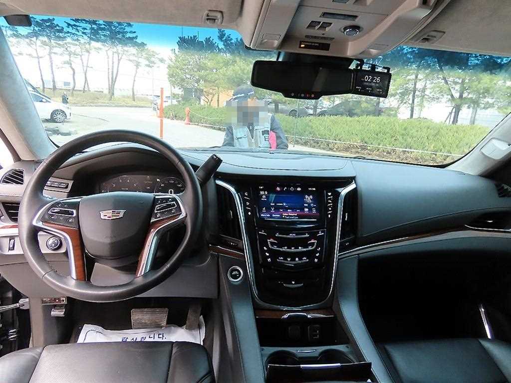 Cadillac Escalade - Vista 8