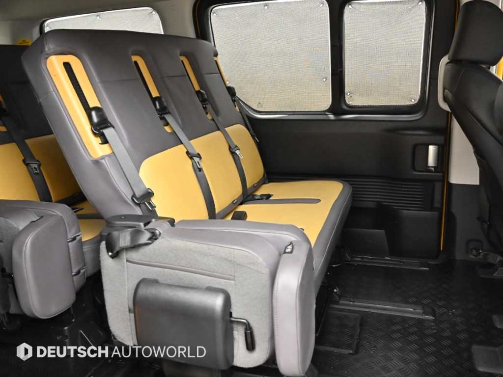 HYUNDAI Staria - Vista 12