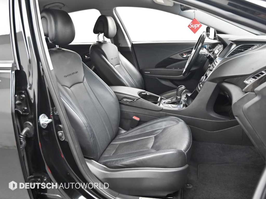 HYUNDAI Grandeur - Vista 10