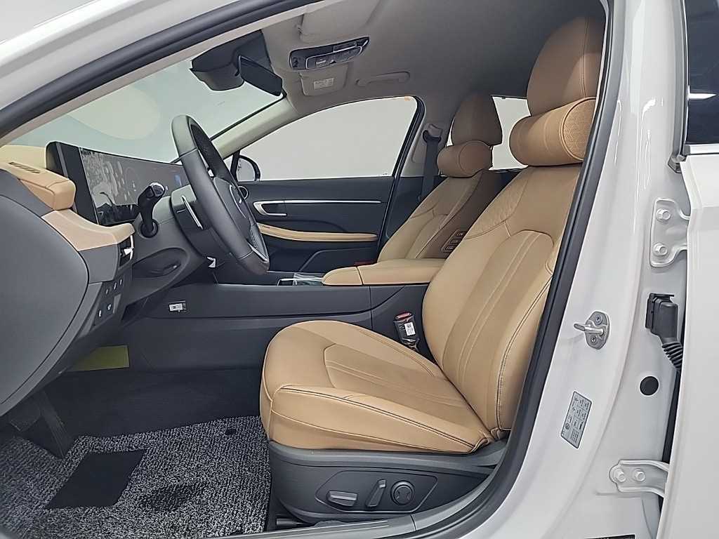 HYUNDAI Sonata - Vista 11