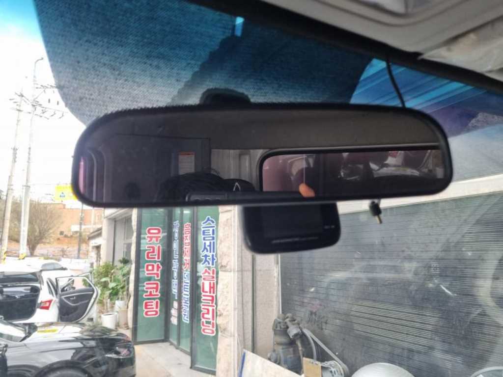 medium and large cargo truck - Vista 12