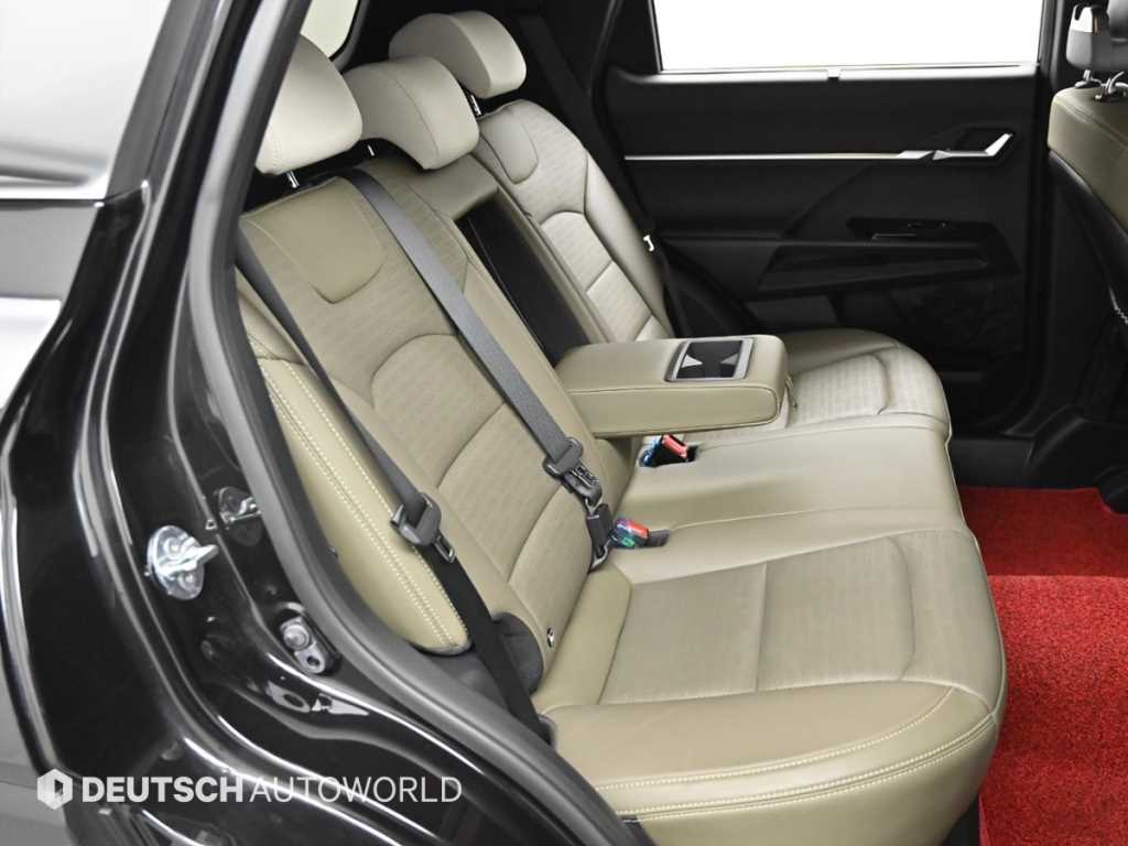 Ssangyong Torres - Vista 12