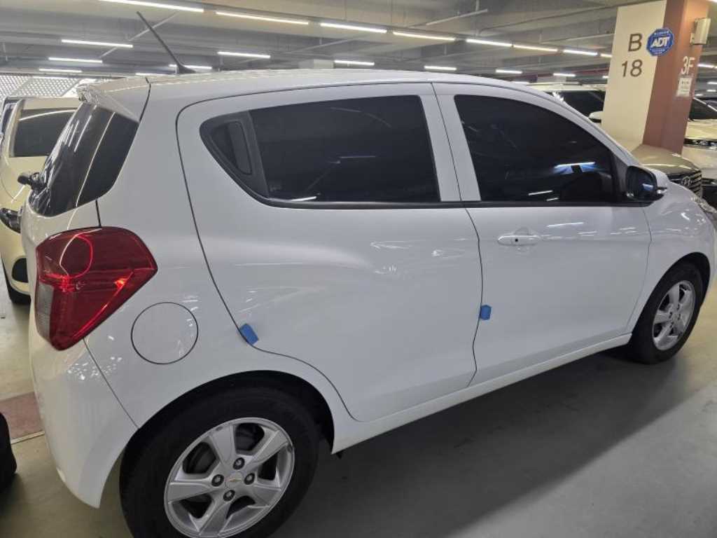 Chevrolet Spark - Vista 3